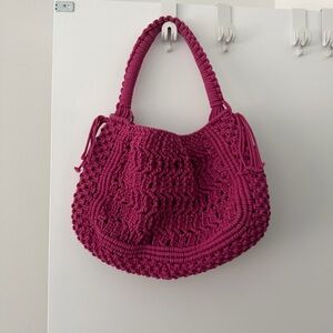 HVISK Fuchsia Crochet Shoulder Bag